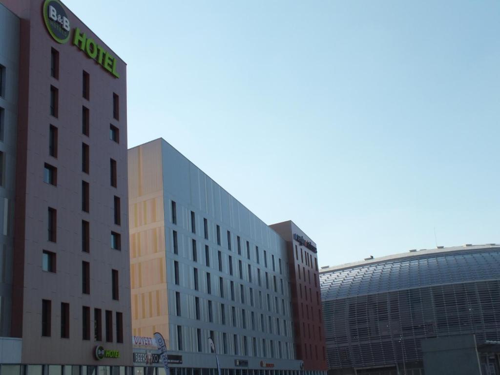 B&B Hotel Lille Grand Stade Villeneuve-d'Ascq Eksteriør bilde