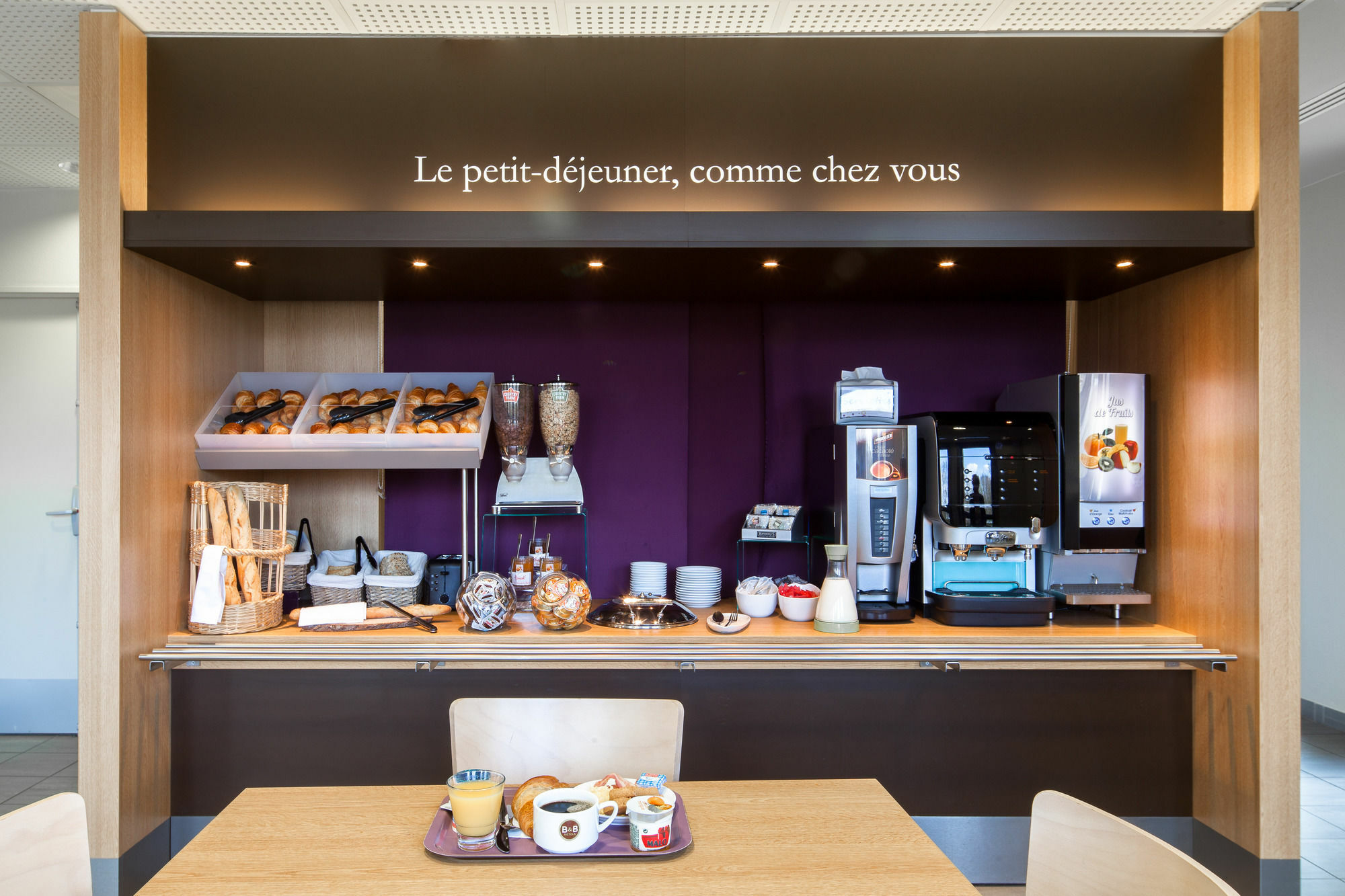 B&B Hotel Lille Grand Stade Villeneuve-d'Ascq Eksteriør bilde